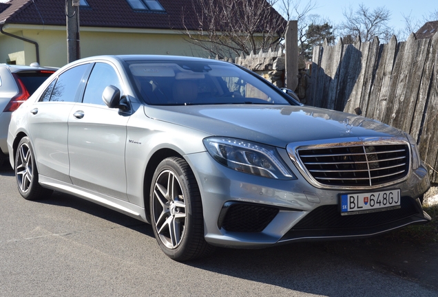 Mercedes-Benz S 63 AMG V222