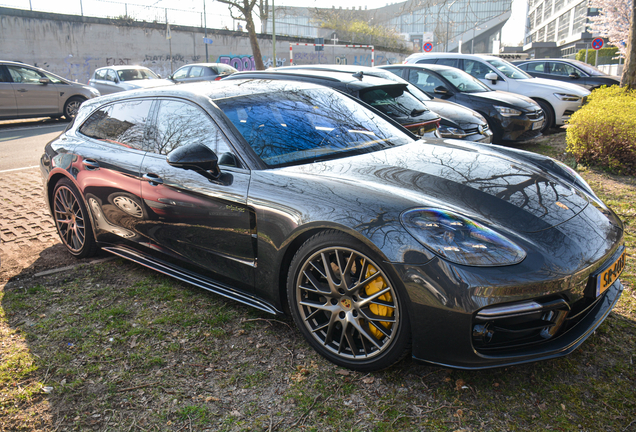 Porsche 971 Panamera Turbo S E-Hybrid Sport Turismo