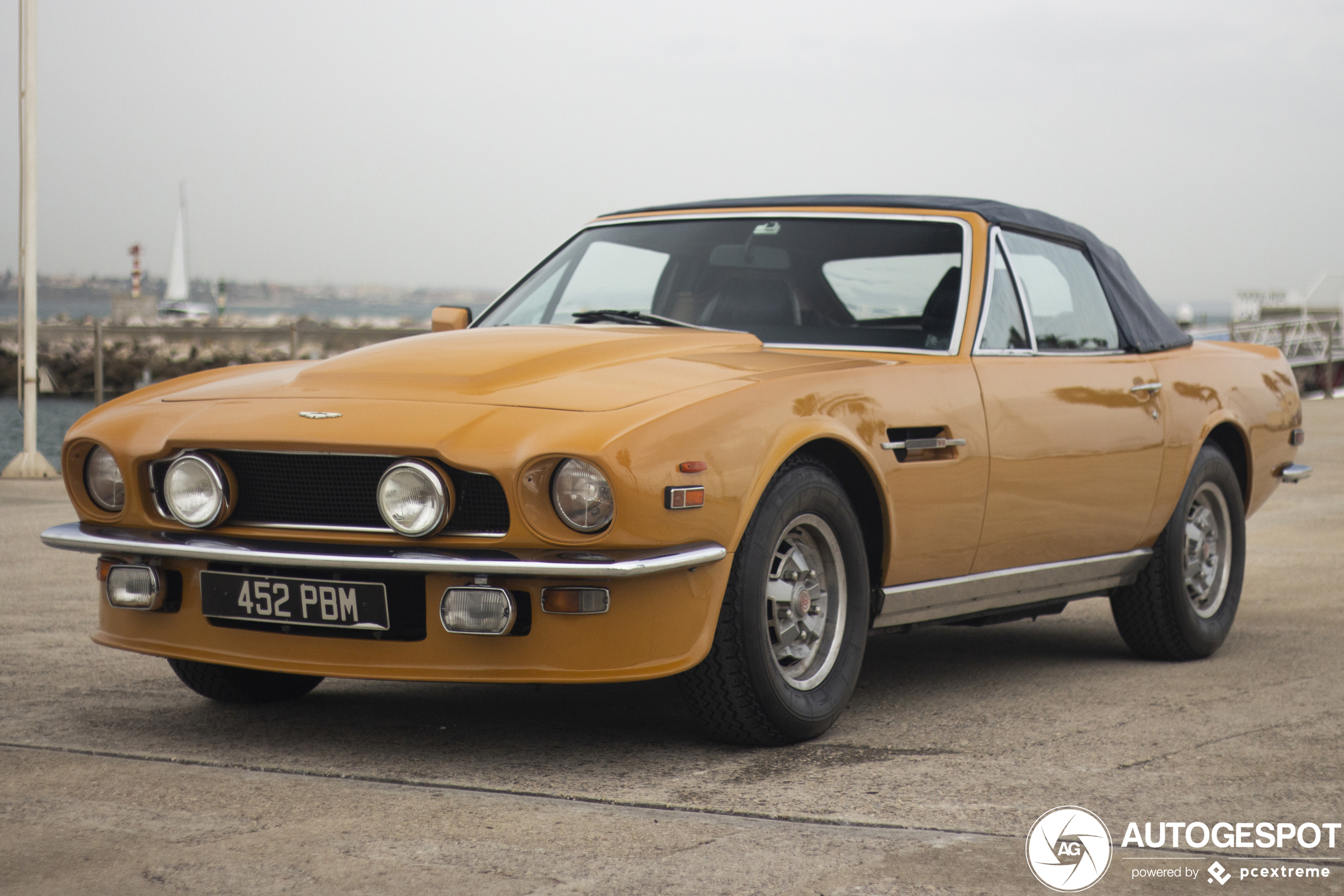 Aston Martin V8 Volante Series 1 (1978-1986)