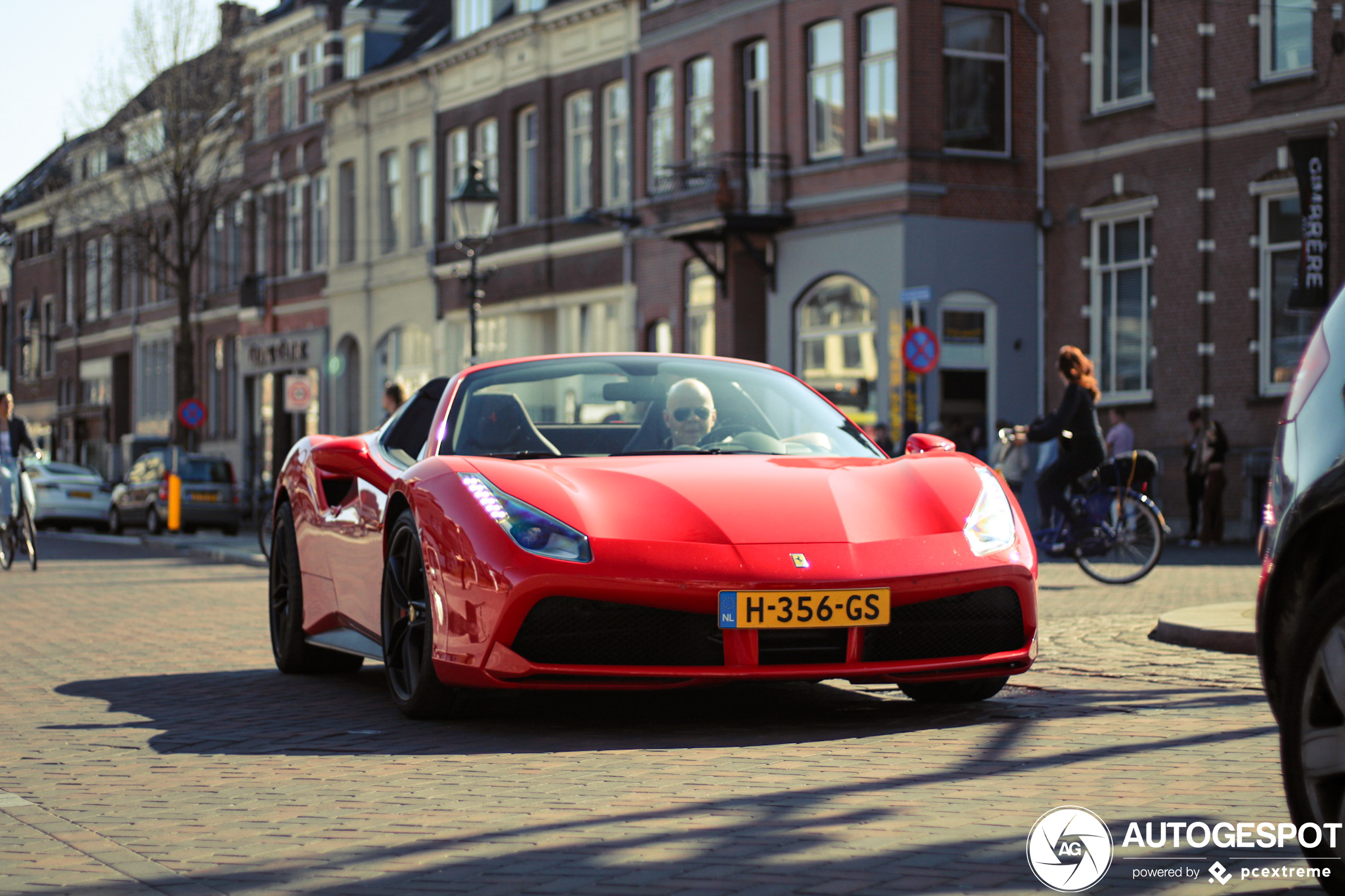 Ferrari 488 Spider