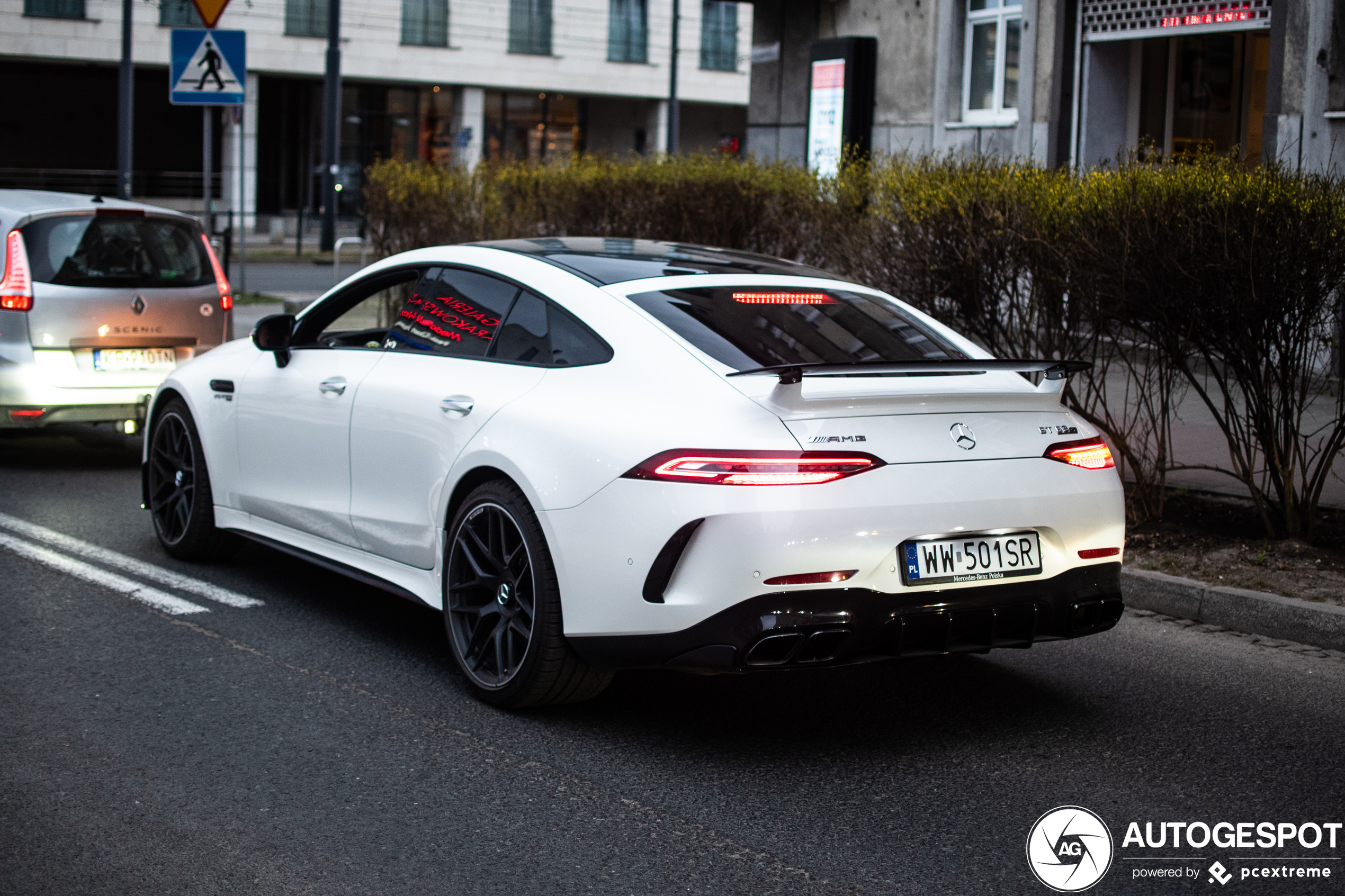 Mercedes-AMG GT 63 S X290