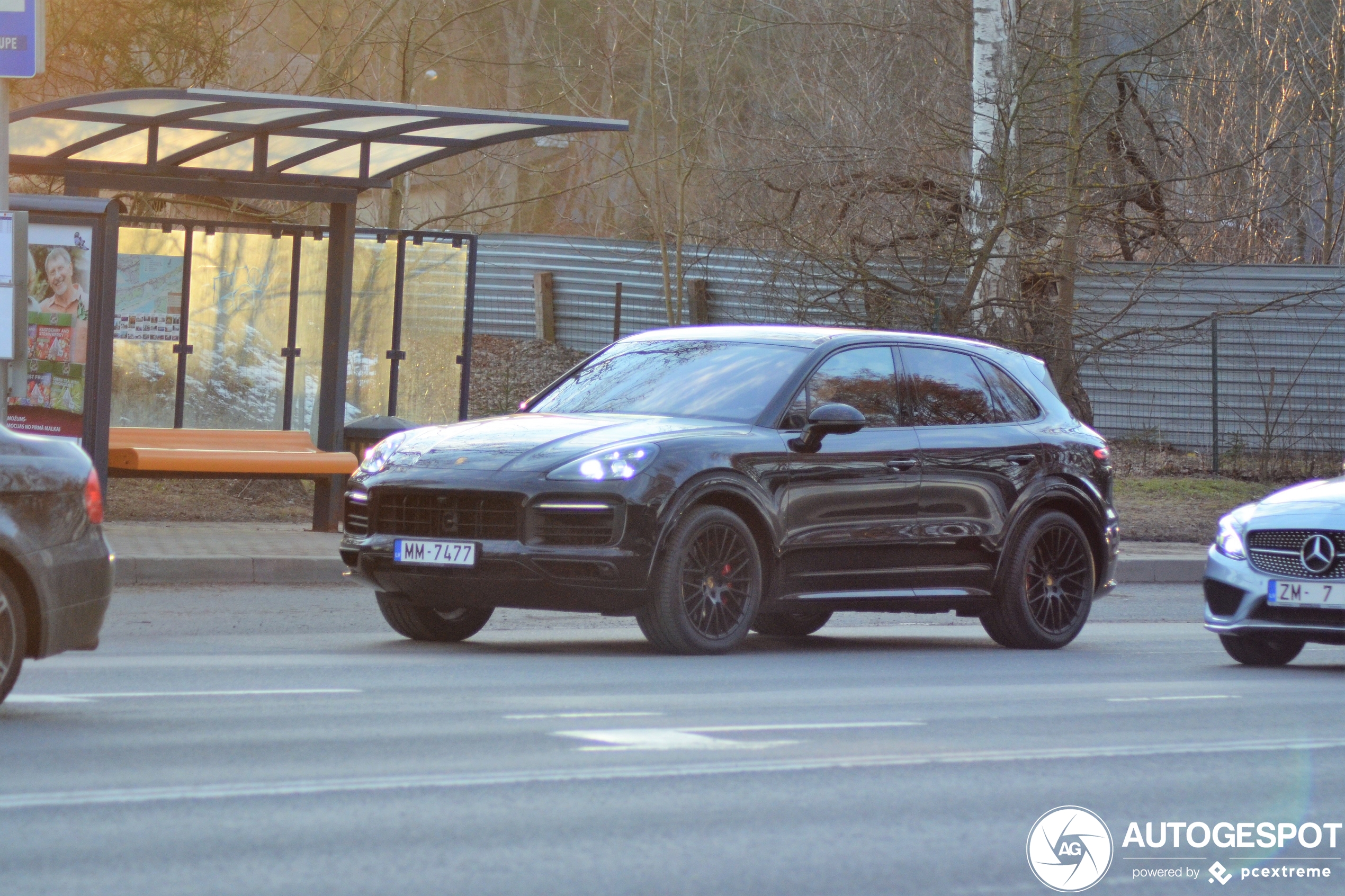 Porsche 9YA Cayenne GTS