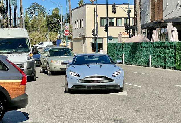 Aston Martin DB11