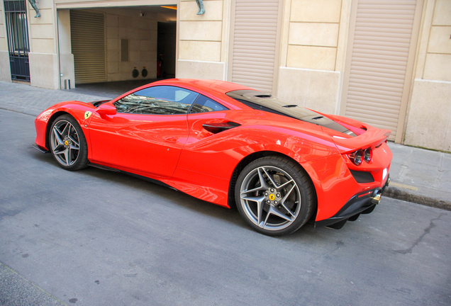 Ferrari F8 Tributo