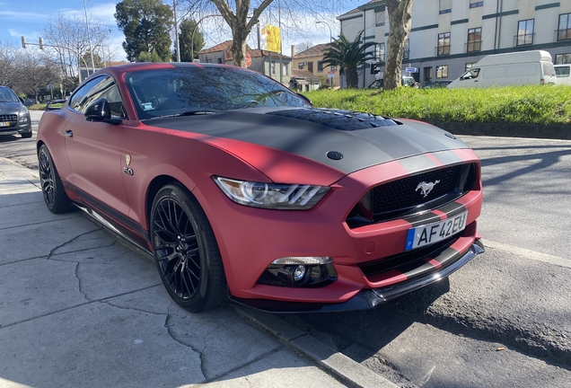 Ford Mustang GT 2015