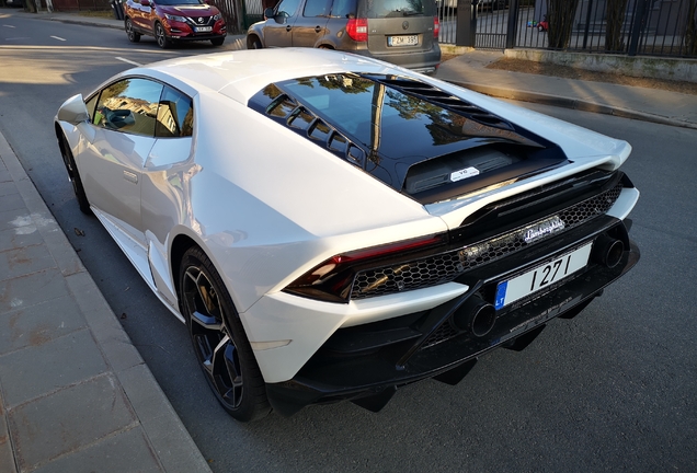 Lamborghini Huracán LP640-4 EVO