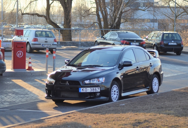 Mitsubishi Lancer Evolution X