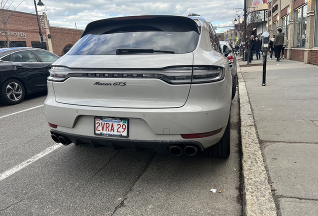 Porsche 95B Macan GTS MkII