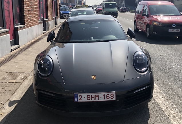 Porsche 992 Carrera 4S