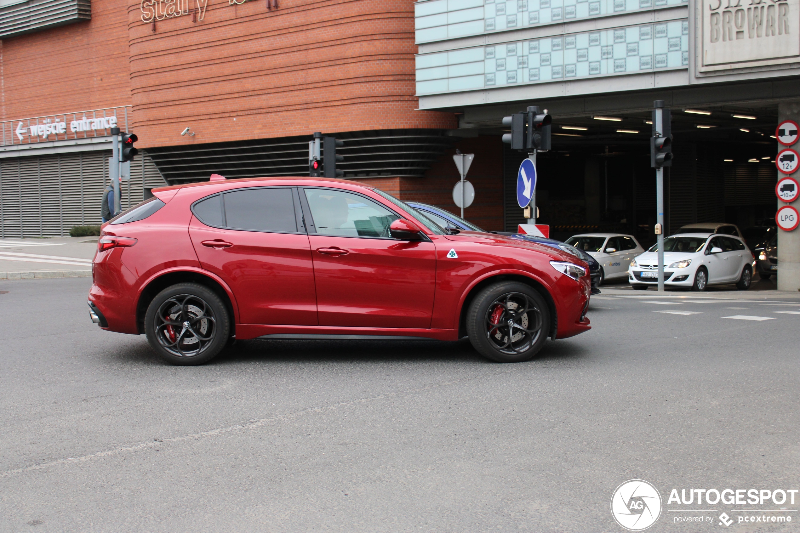 Alfa Romeo Stelvio Quadrifoglio