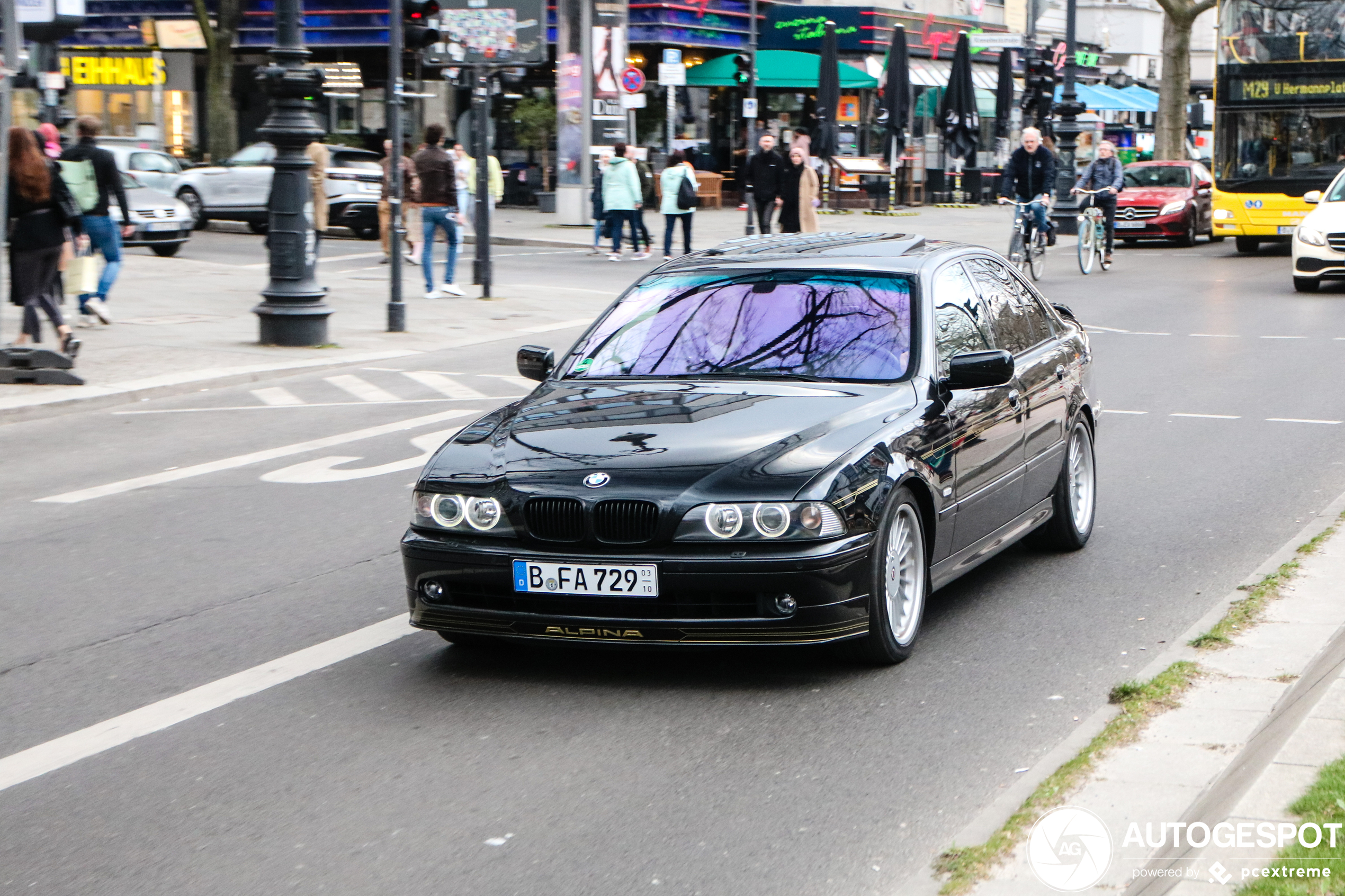 Alpina B10 V8