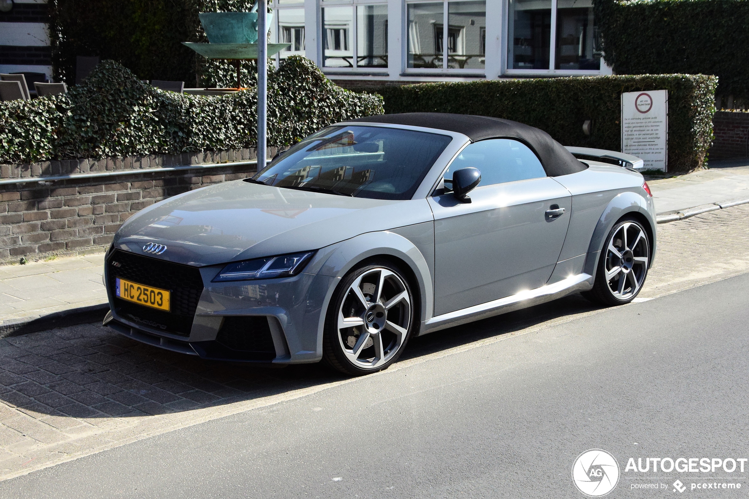 Audi TT RS Roadster 2017 [ESSAI] : sport de plein air (avis, prix, fiche  technique)