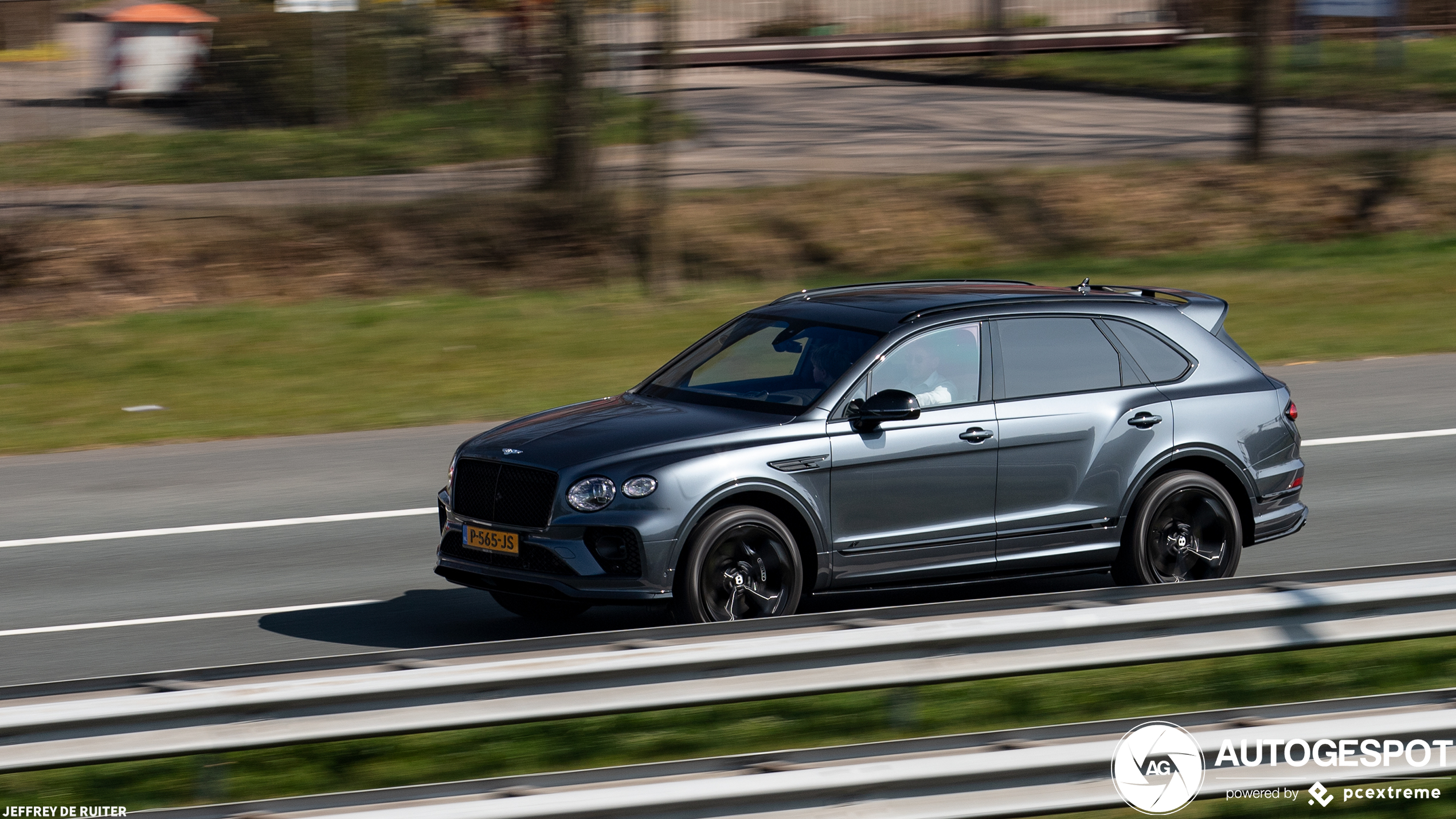 Bentley Bentayga V8 S 2022