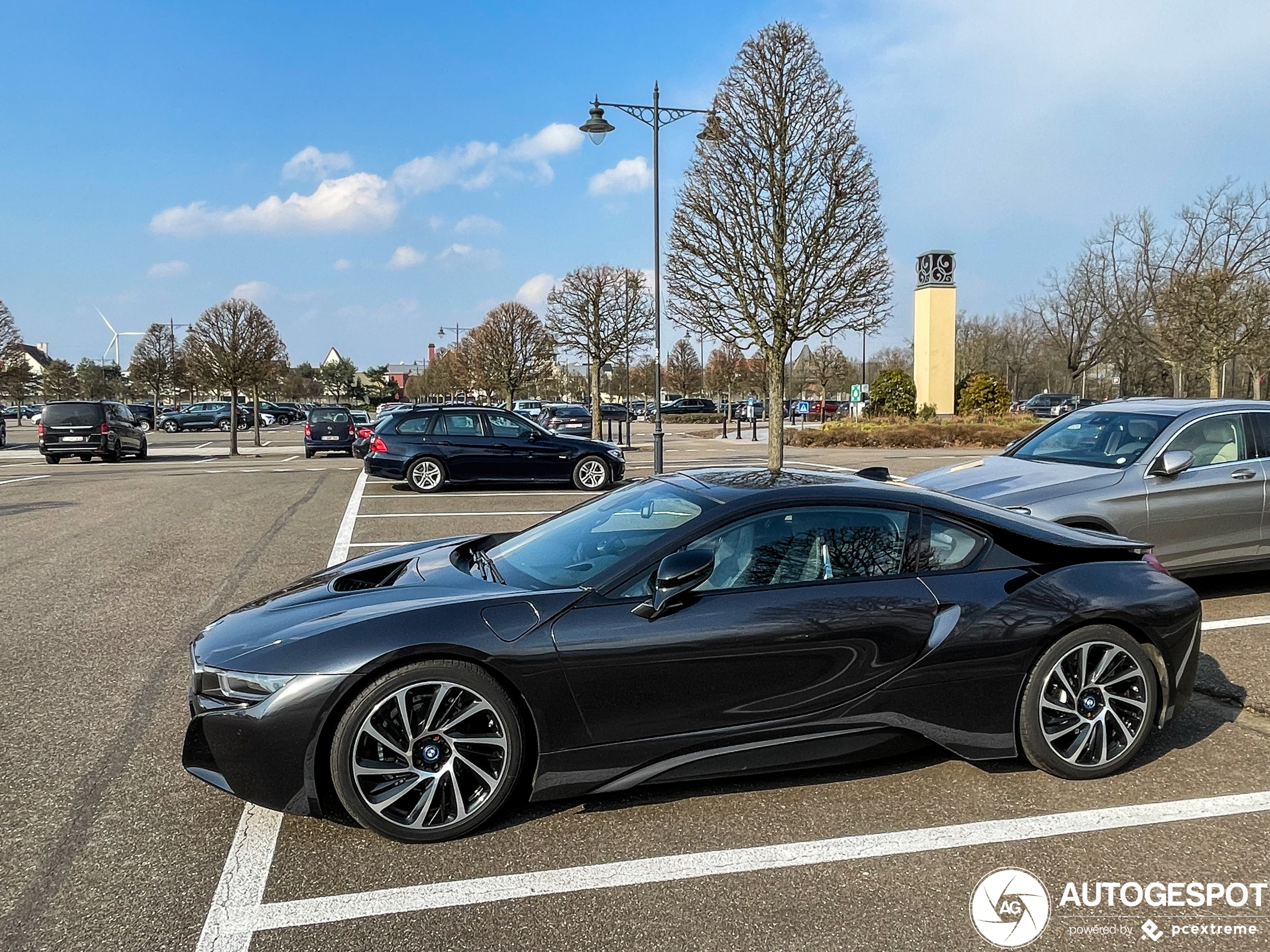 BMW i8