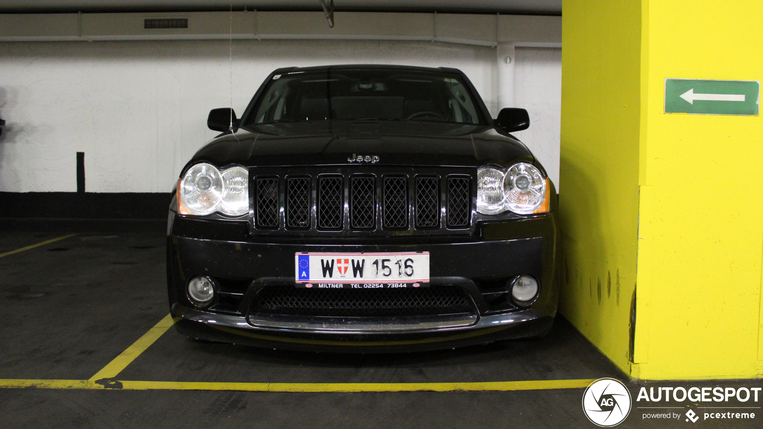 Jeep Grand Cherokee SRT-8 2005