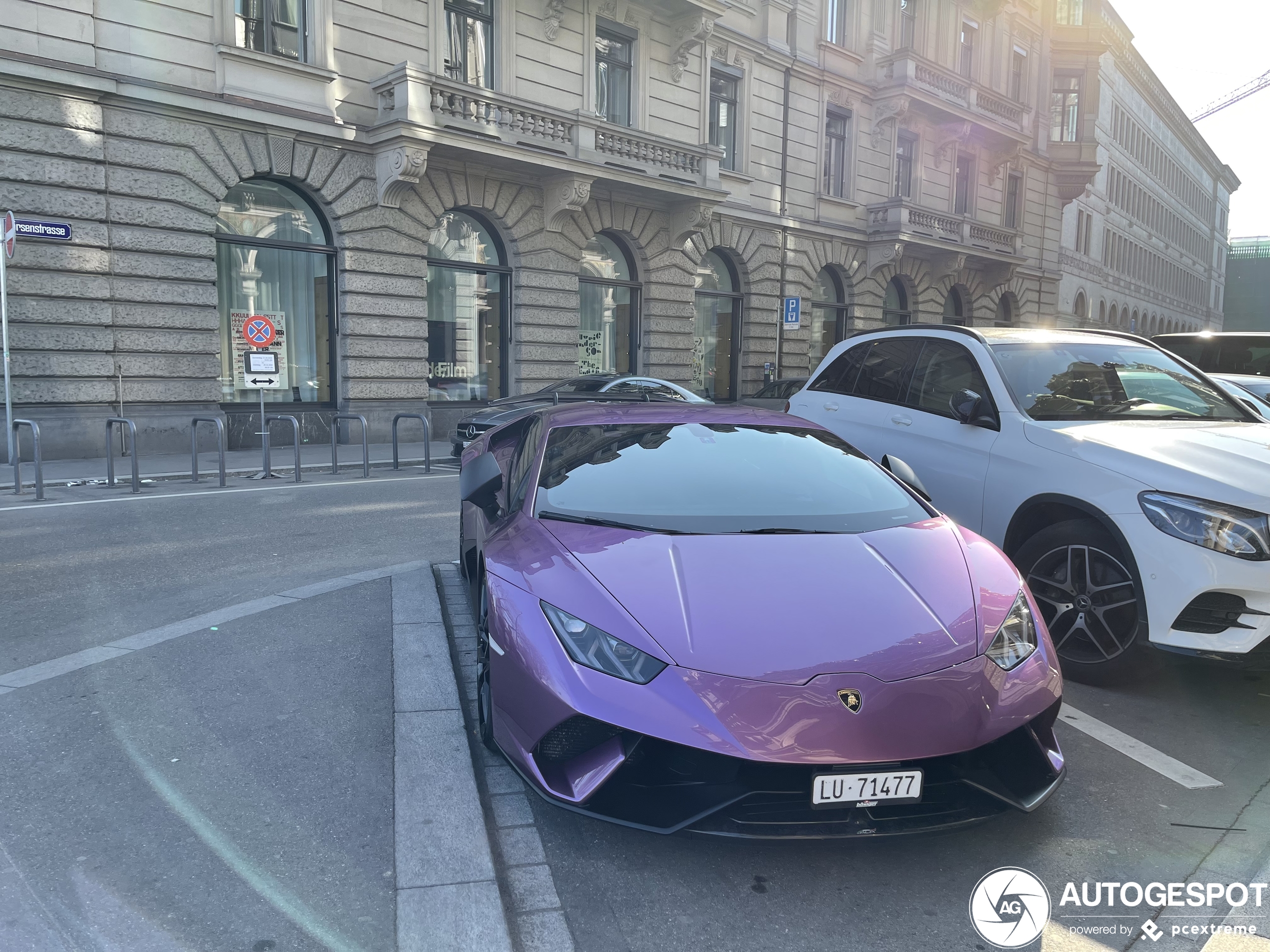 Lamborghini Huracán LP640-4 Performante