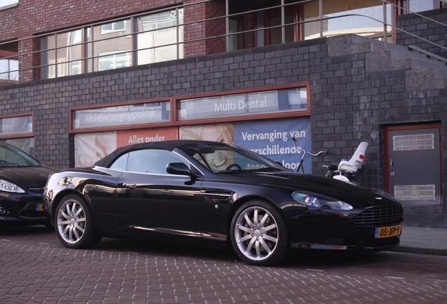 Aston Martin DB9 Volante