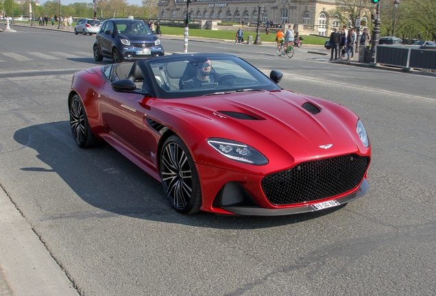 Aston Martin DBS Superleggera Volante