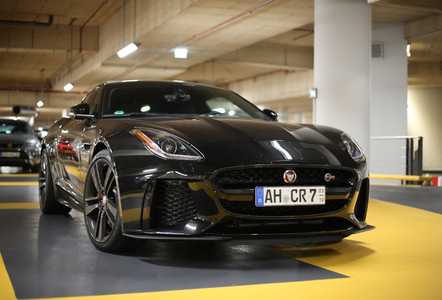 Jaguar F-TYPE R Coupé