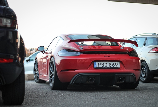 Porsche 718 Cayman GT4