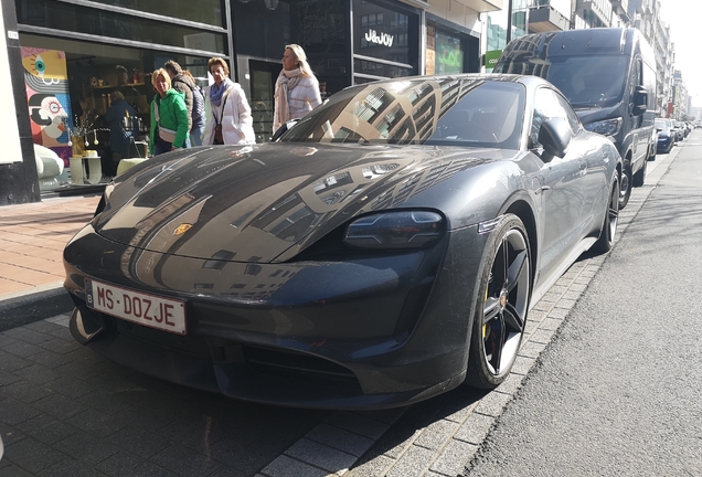 Porsche Taycan Turbo S