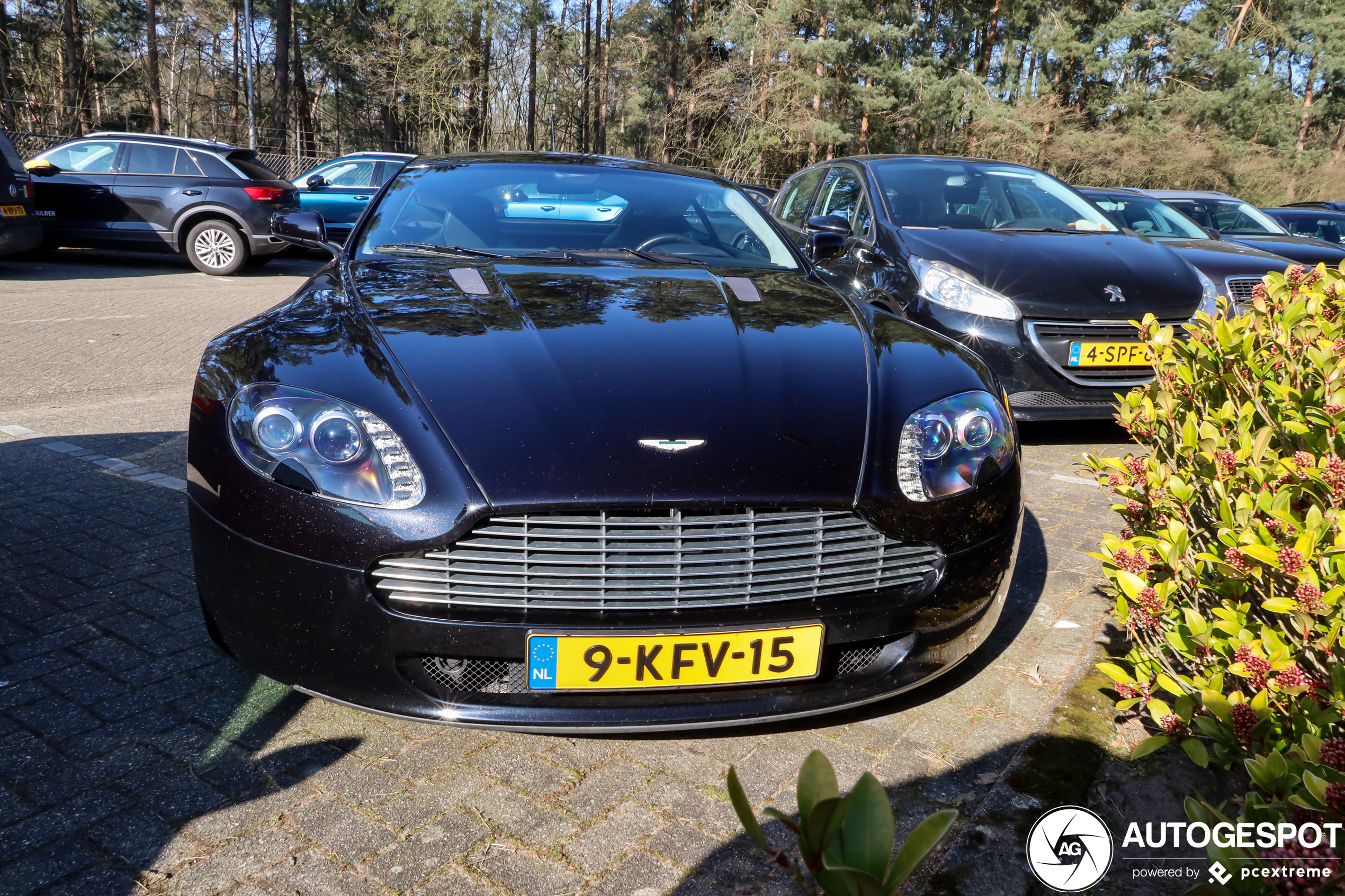 Aston Martin V8 Vantage