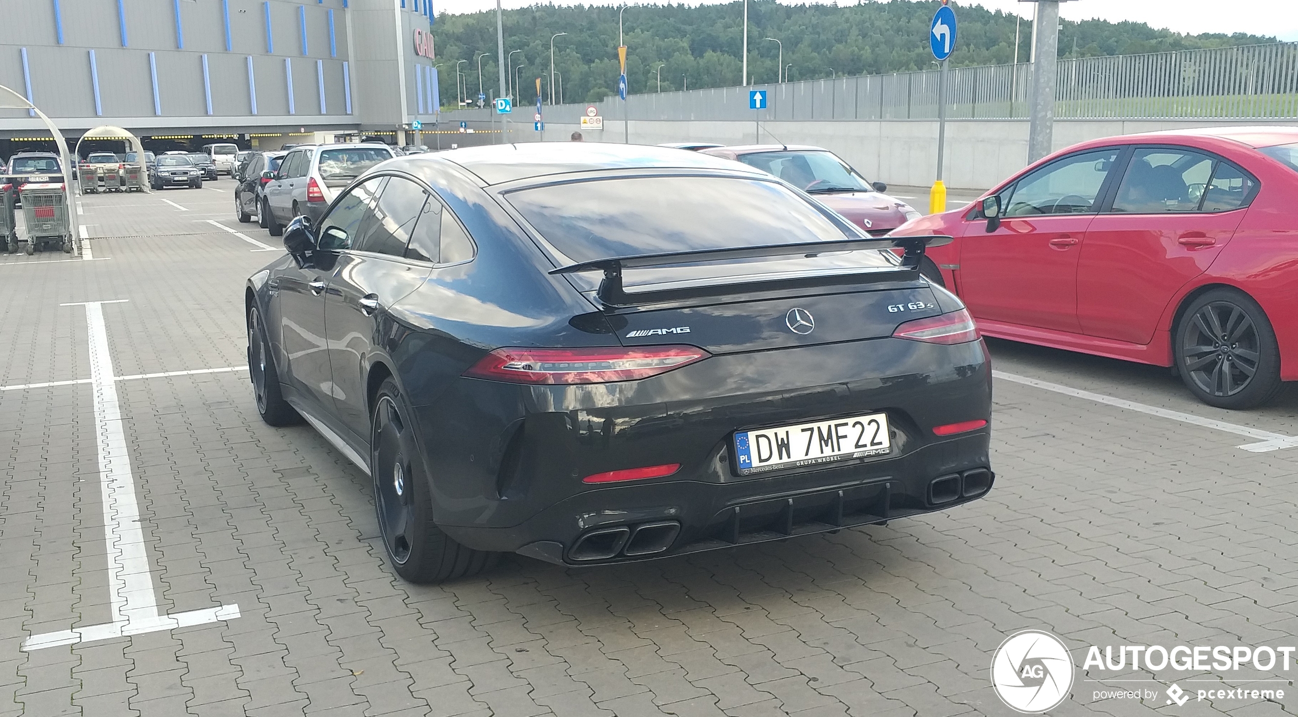 Mercedes-AMG GT 63 S X290