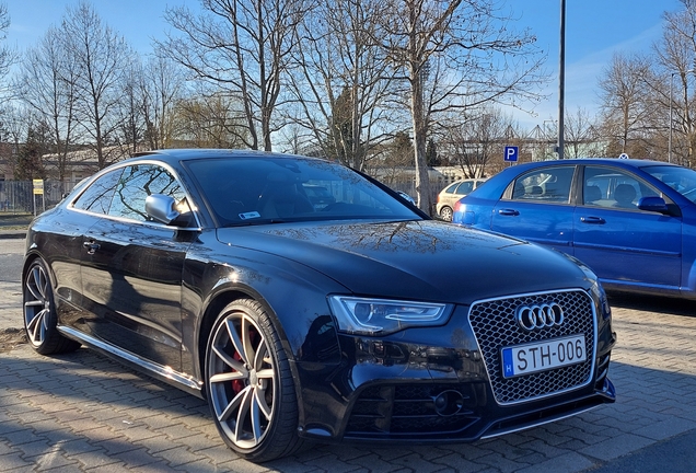 Audi RS5 B8 2012