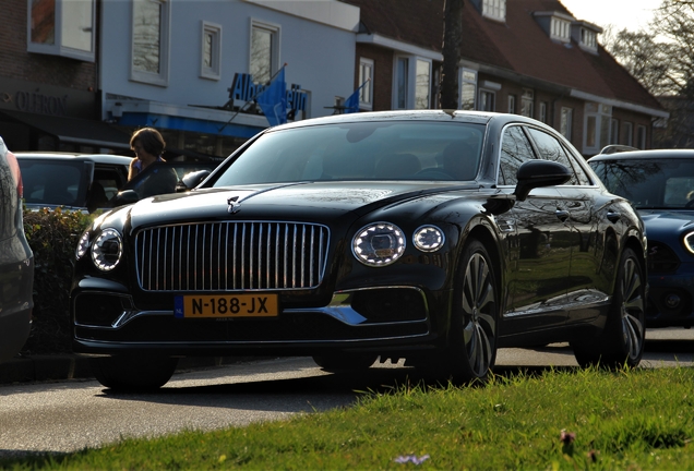 Bentley Flying Spur V8 2021