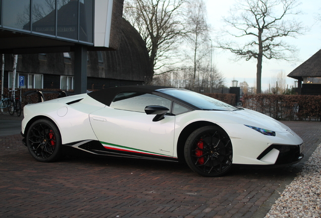 Lamborghini Huracán LP640-4 Performante Spyder