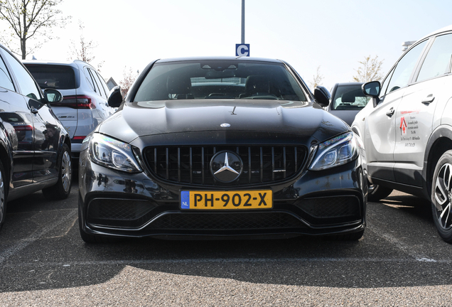 Mercedes-AMG C 63 S W205