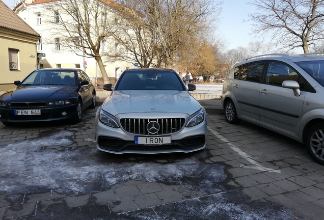 Mercedes-AMG C 63 S W205 Edition 1