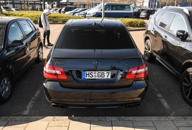 Mercedes-Benz E 63 AMG W212 V8 Biturbo