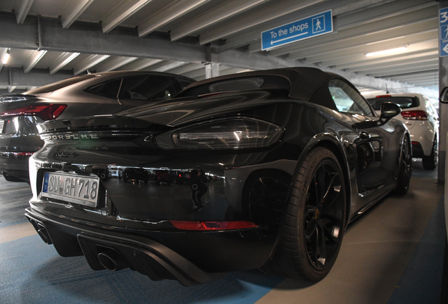 Porsche 718 Spyder