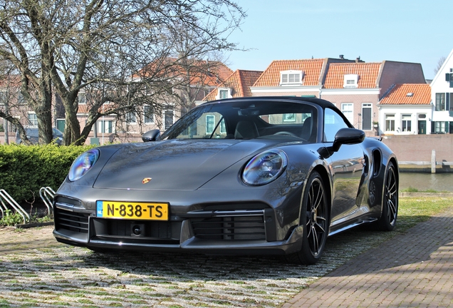 Porsche 992 Turbo S Cabriolet