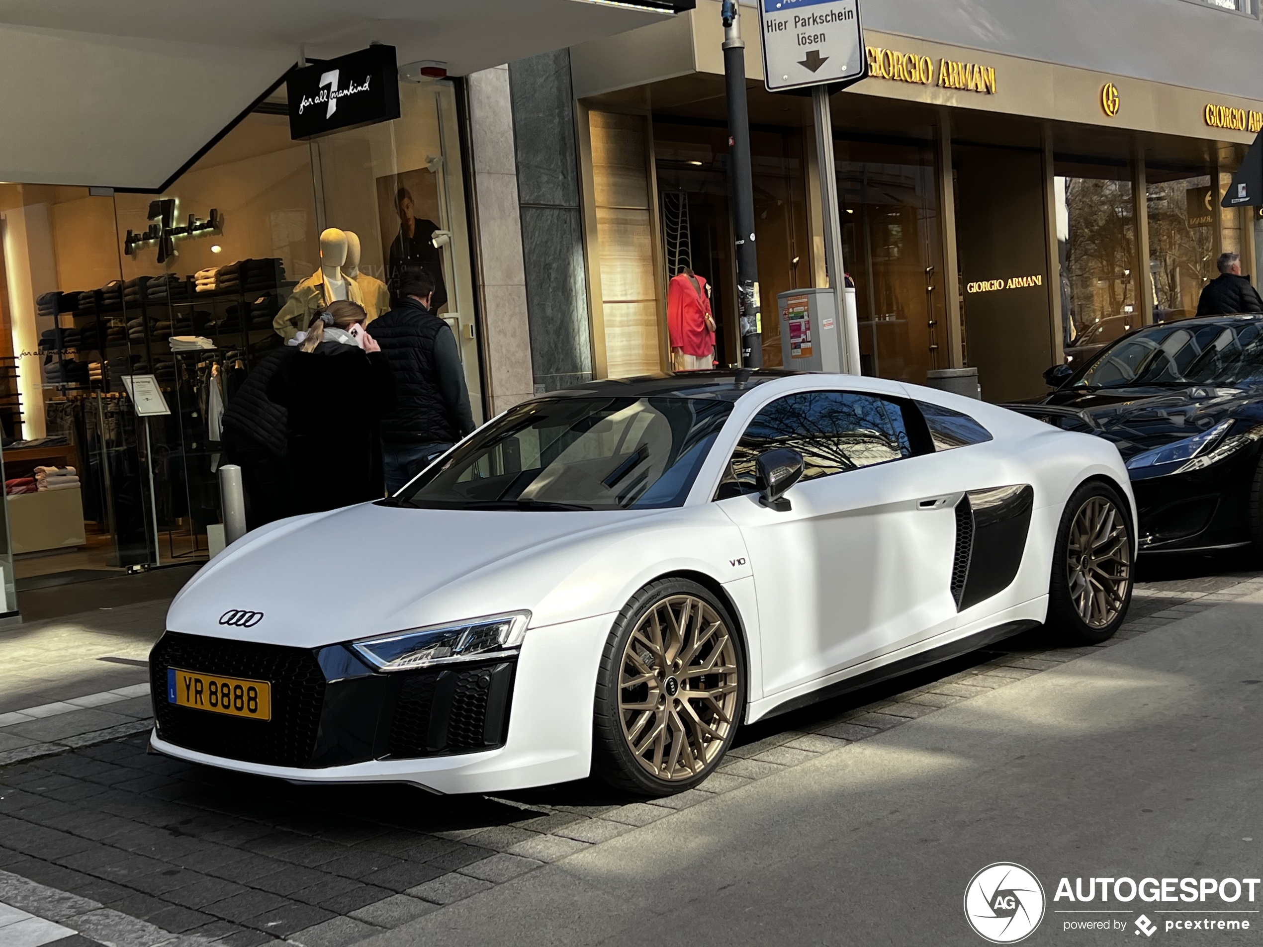 Audi R8 V10 Plus 2015