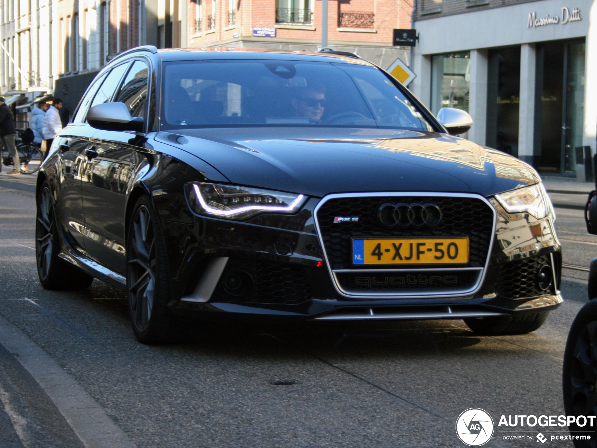 Audi RS6 Avant C7