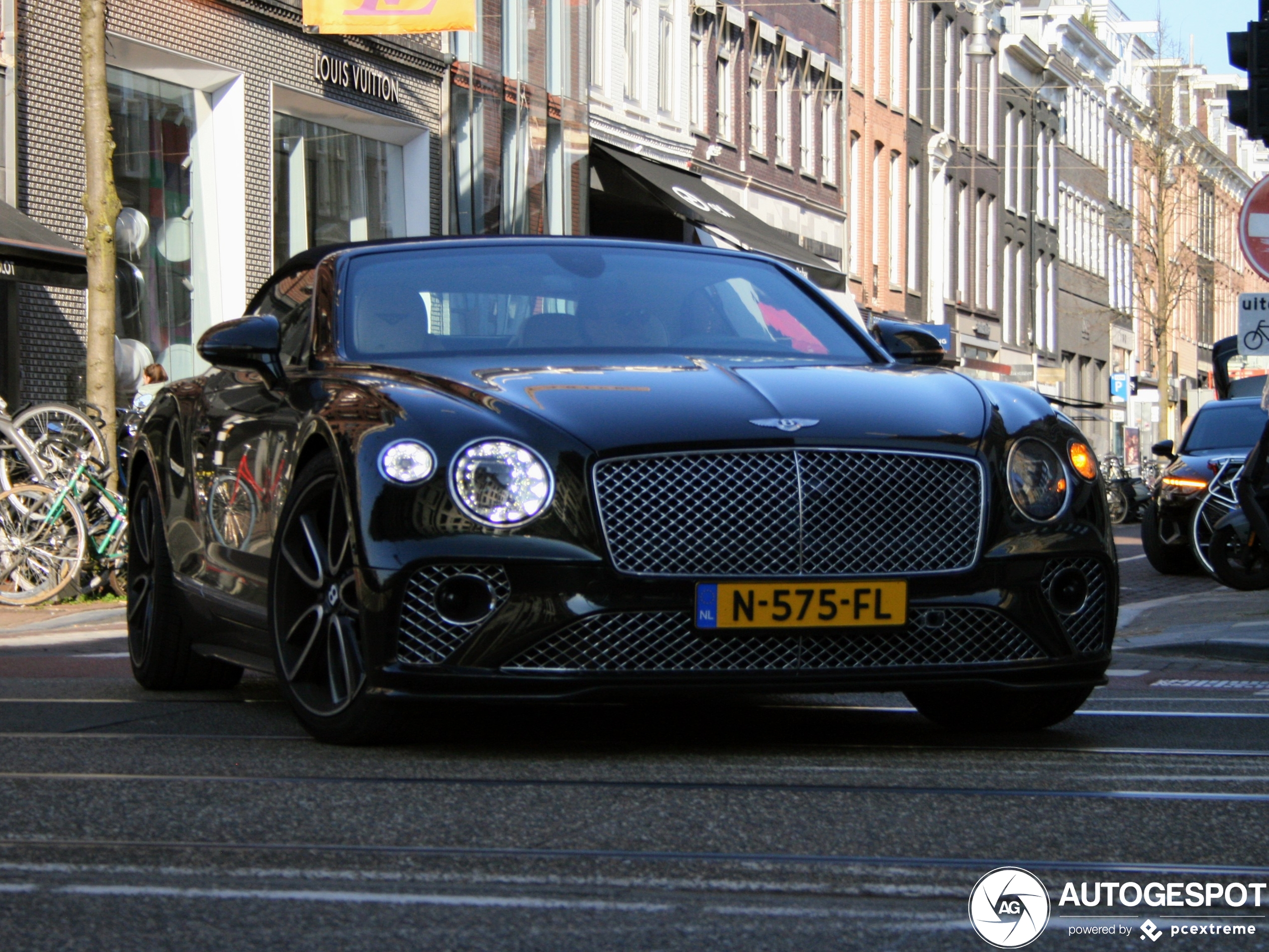 Bentley Continental GTC V8 2020