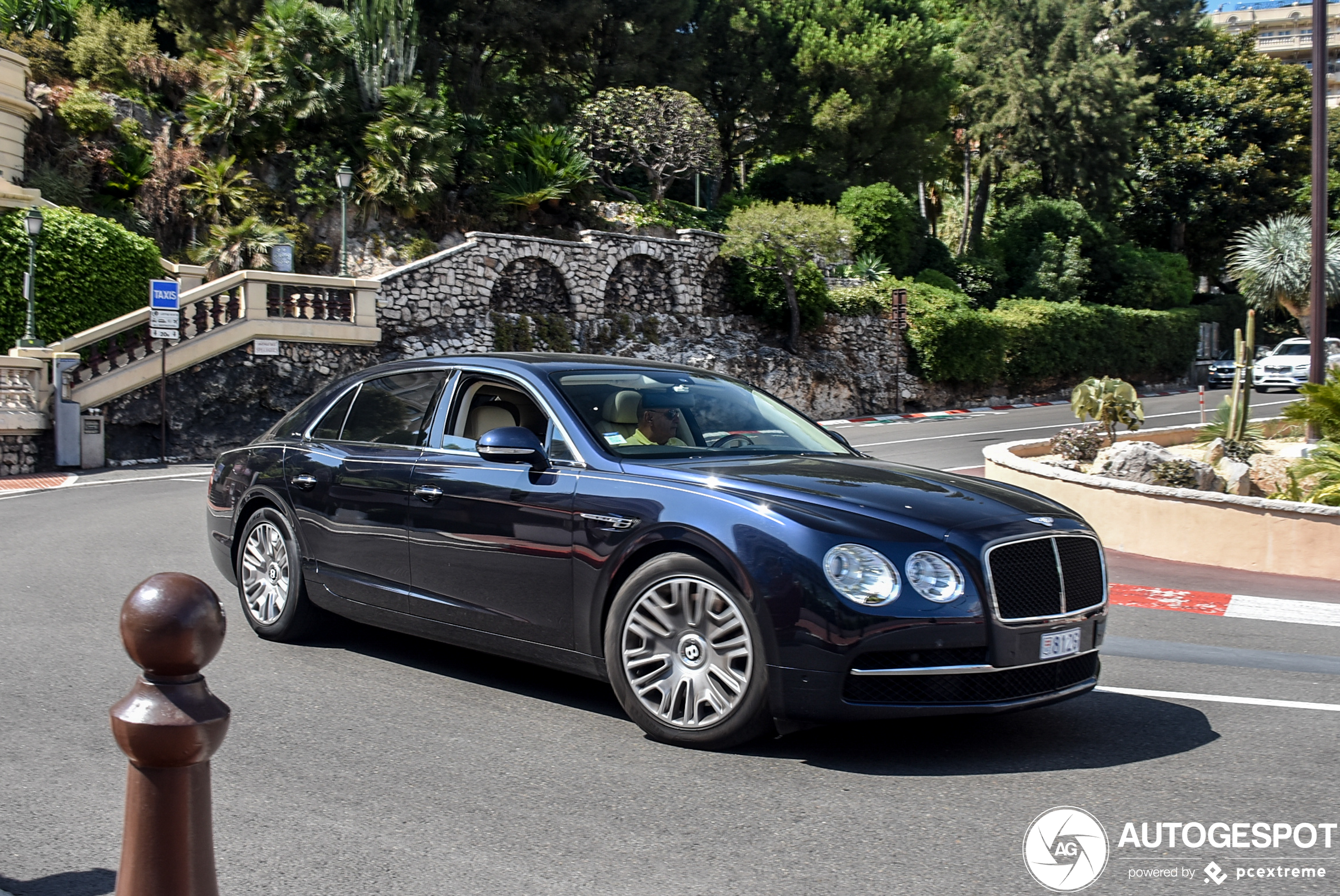 Bentley Flying Spur W12