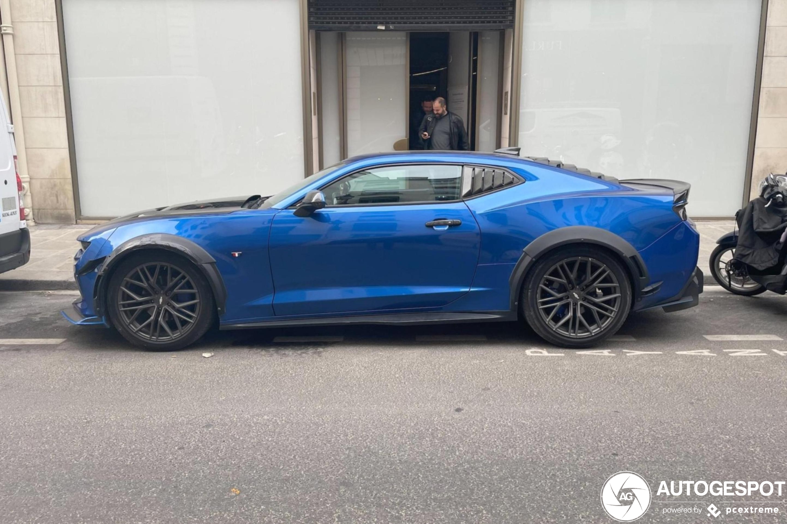 Chevrolet Camaro SS 2016 50th Anniversary