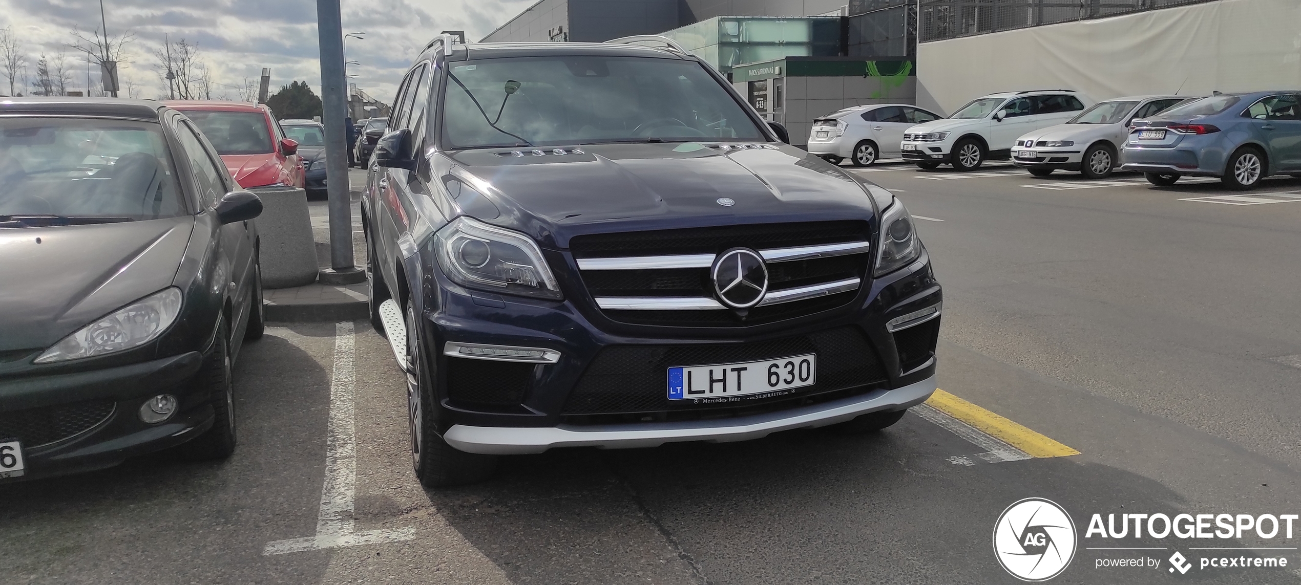 Mercedes-Benz GL 63 AMG X166