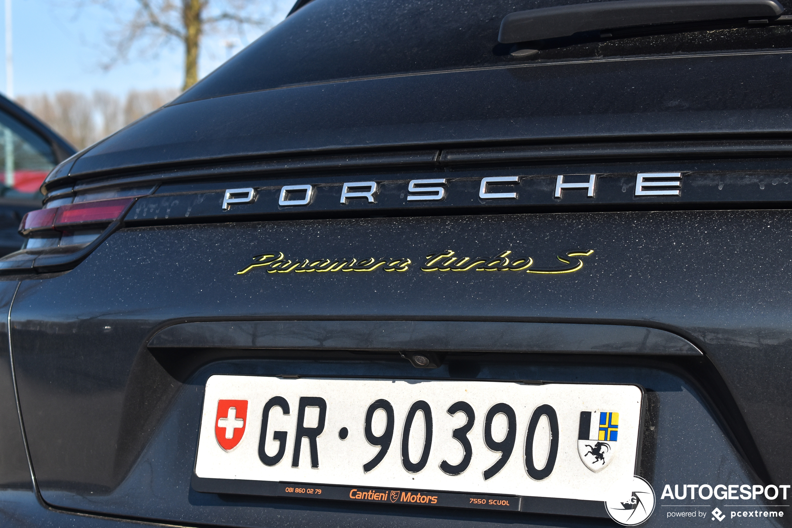Porsche 971 Panamera Turbo S E-Hybrid Sport Turismo