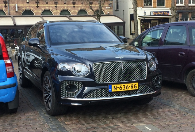 Bentley Bentayga Hybrid 2021