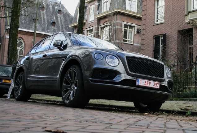 Bentley Bentayga V8 Design Series