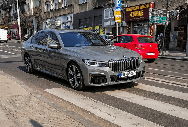 BMW M760Li xDrive 2019