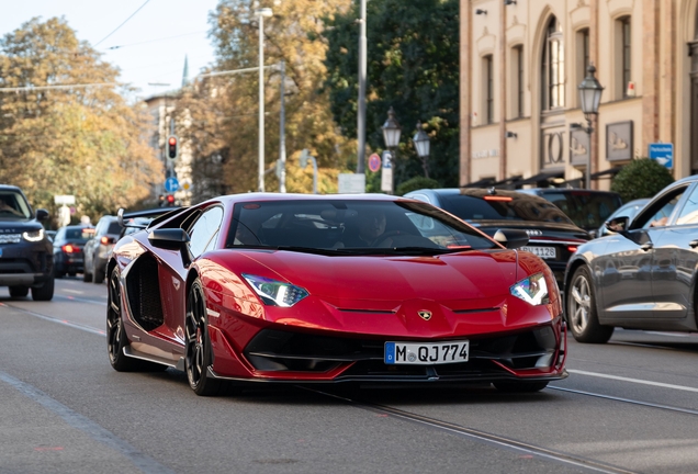 Lamborghini Aventador LP770-4 SVJ