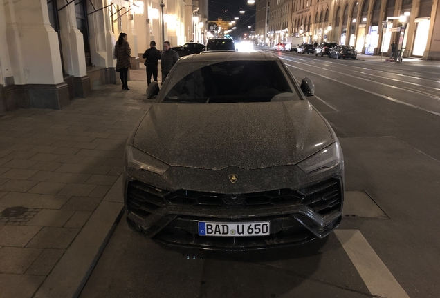 Lamborghini Urus