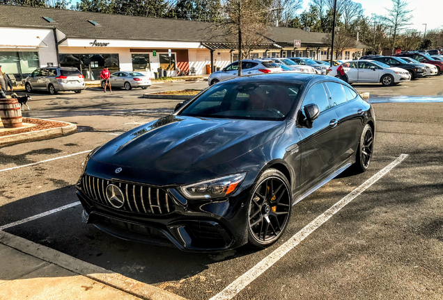 Mercedes-AMG GT 63 S X290