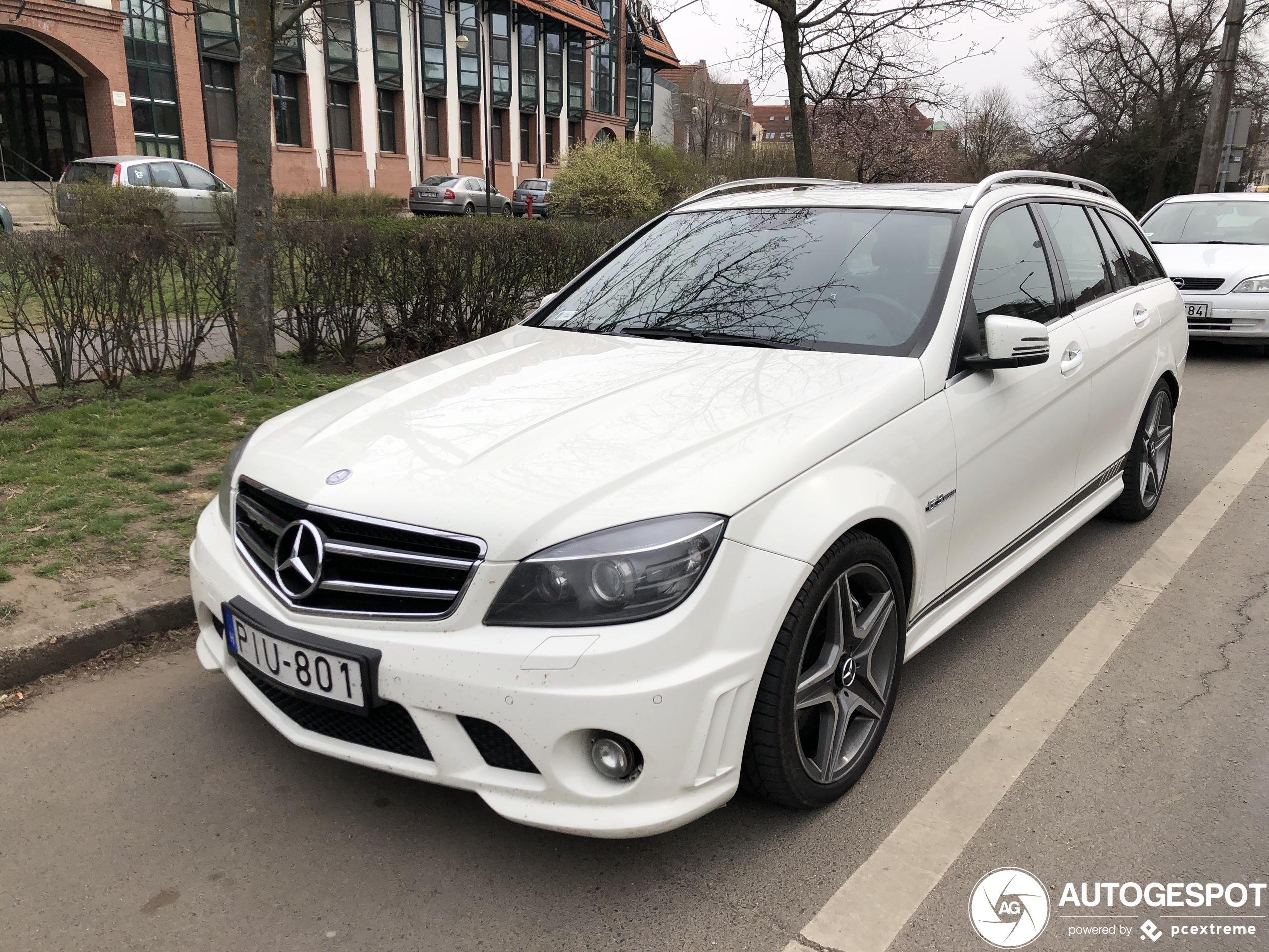 Mercedes-Benz C 63 AMG Estate