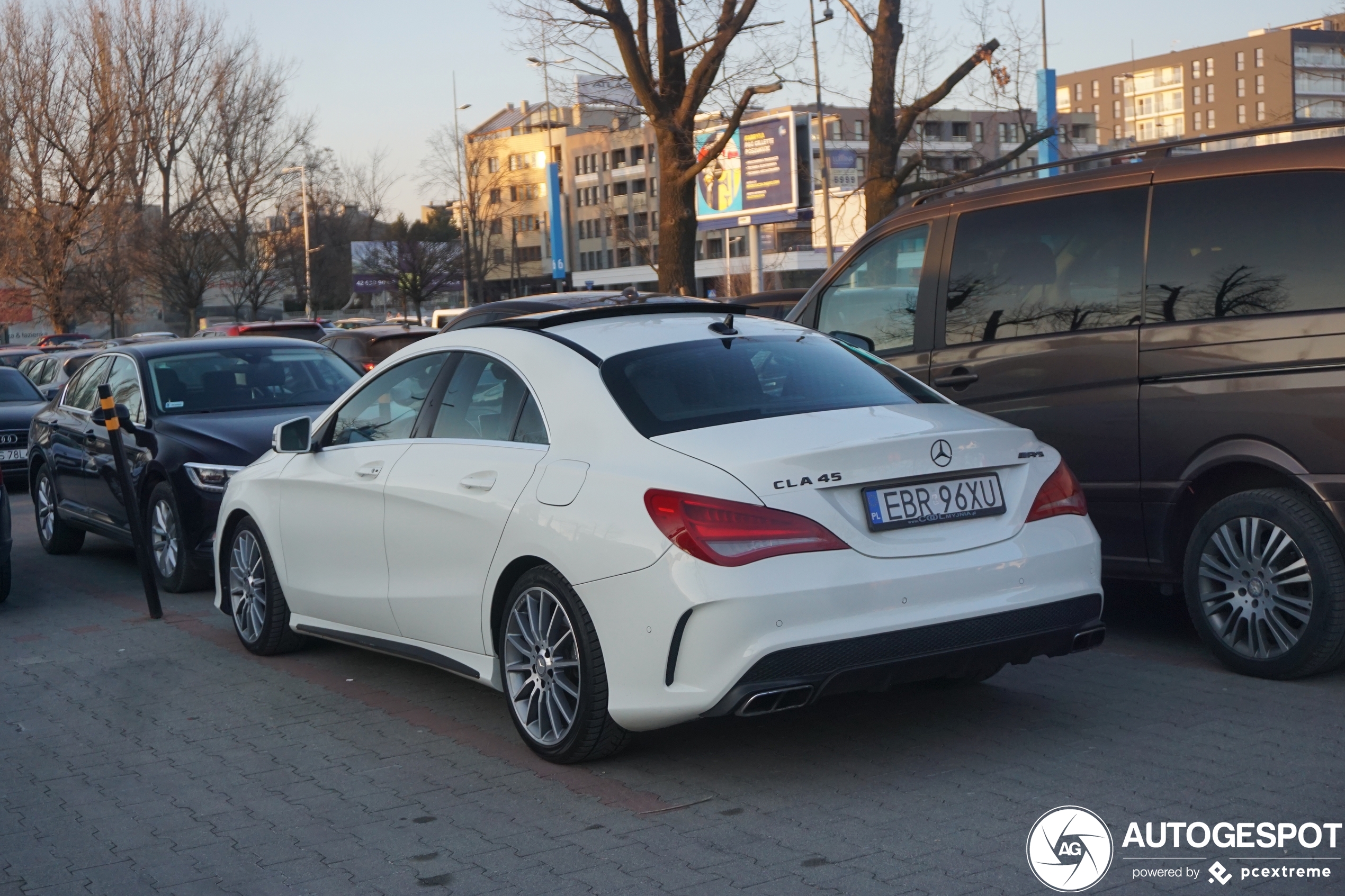 Mercedes-Benz CLA 45 AMG C117